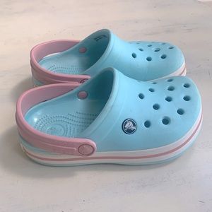 Crocs sz 1. Blue with Pink details